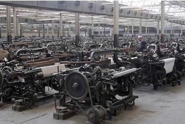 Govt Exploring Ways to Revive Textile Industry